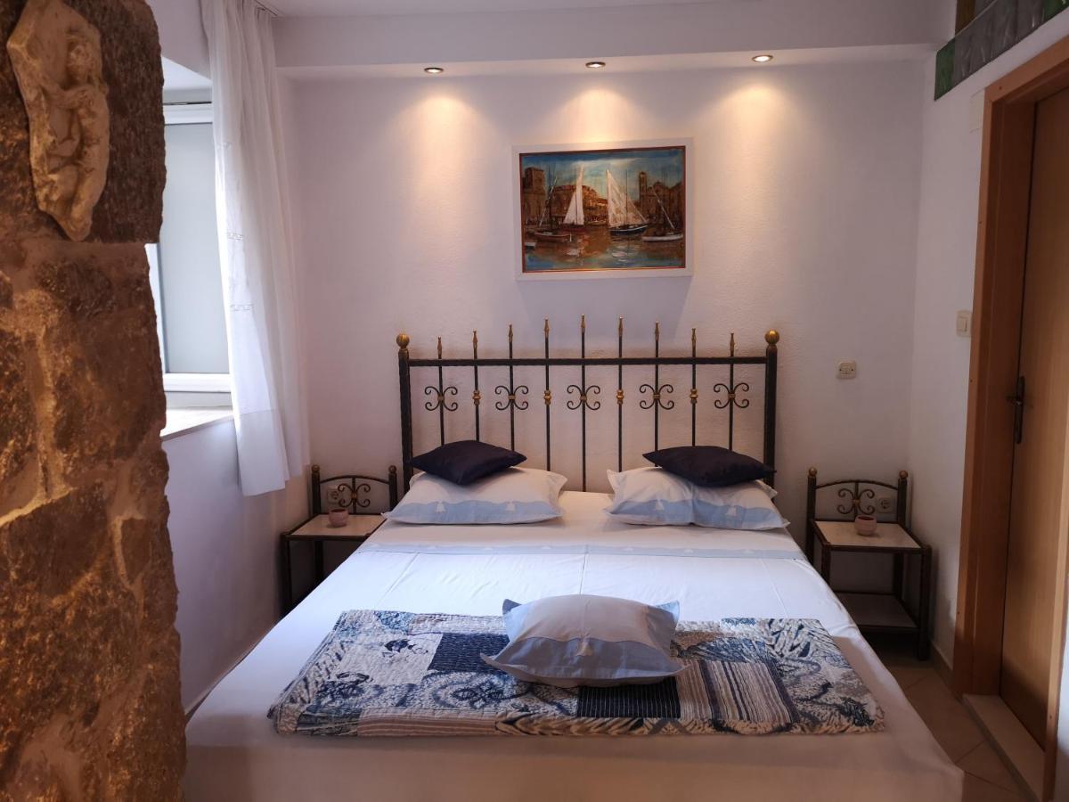 Apartments Spiro Сплит Екстериор снимка