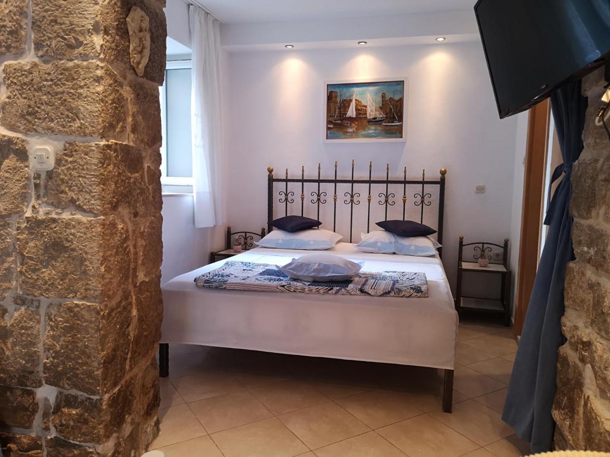 Apartments Spiro Сплит Екстериор снимка