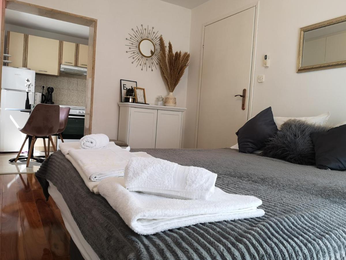 Apartments Spiro Сплит Екстериор снимка