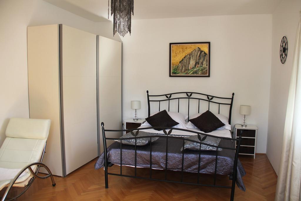 Apartments Spiro Сплит Екстериор снимка