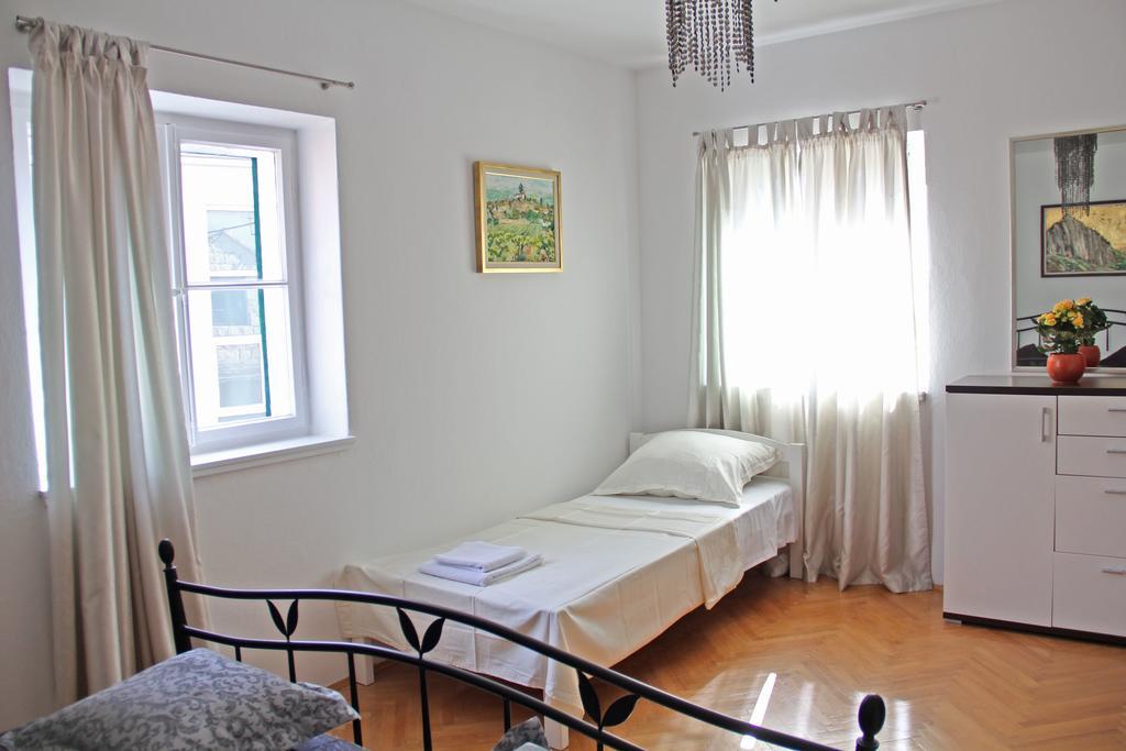 Apartments Spiro Сплит Екстериор снимка