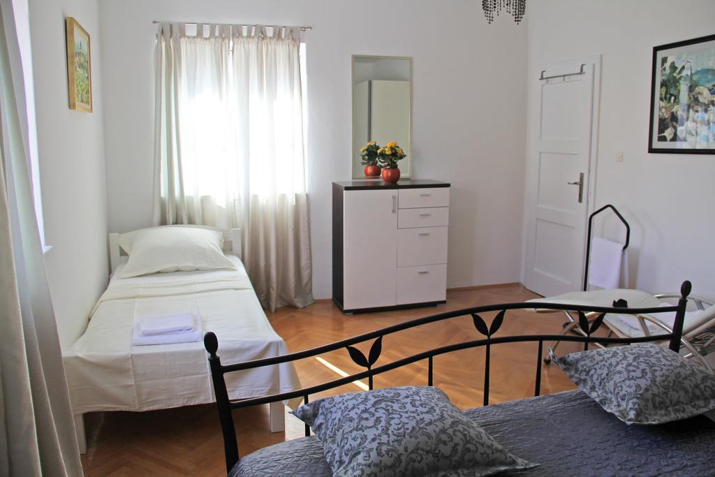 Apartments Spiro Сплит Екстериор снимка